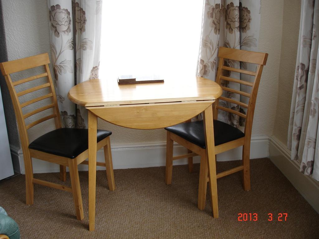 Beachmount Holiday Apartments Rhôs-on-Sea Quarto foto
