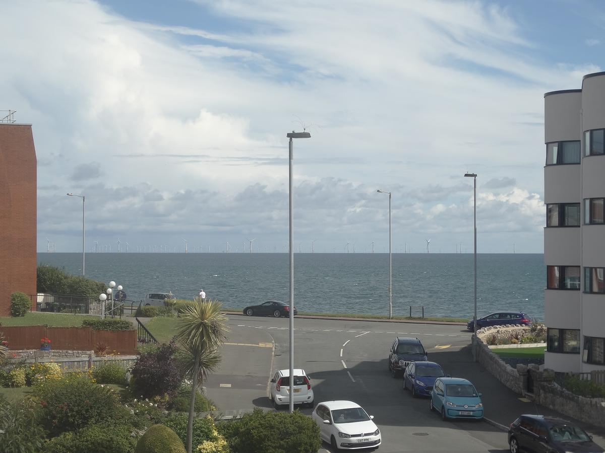 Beachmount Holiday Apartments Rhôs-on-Sea Exterior foto